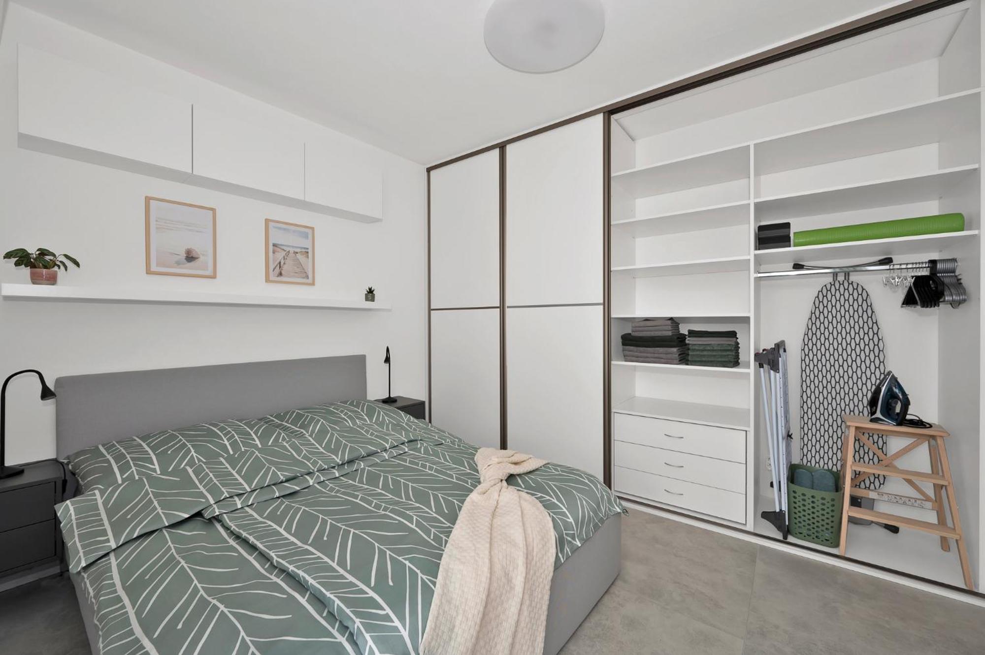 Fully Equipped Apartments With Terraces, Free Garage Parking, Netflix & Ac - By Apartmany Slapanice Cz Buitenkant foto