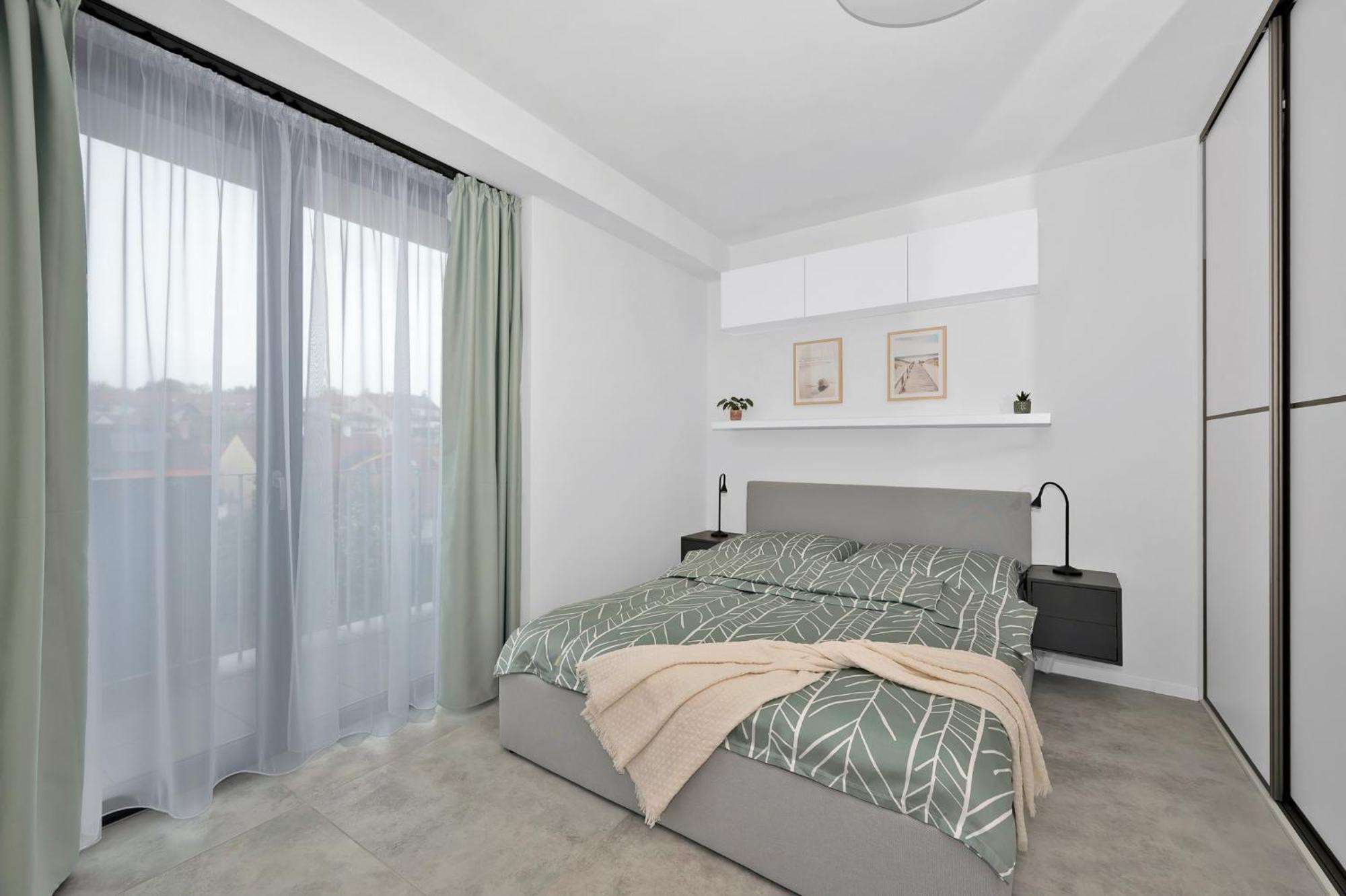 Fully Equipped Apartments With Terraces, Free Garage Parking, Netflix & Ac - By Apartmany Slapanice Cz Buitenkant foto