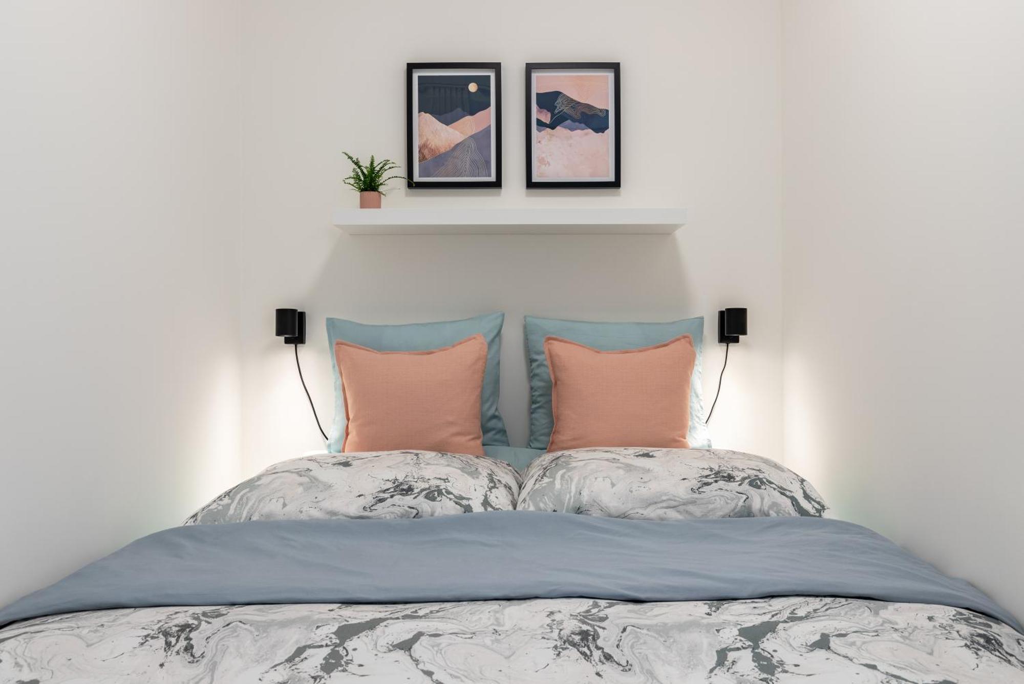Fully Equipped Apartments With Terraces, Free Garage Parking, Netflix & Ac - By Apartmany Slapanice Cz Buitenkant foto